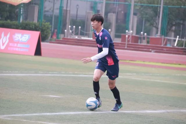 奥运冠军王柳懿入职深大：从泳池到讲台，她的教育之路启航了！